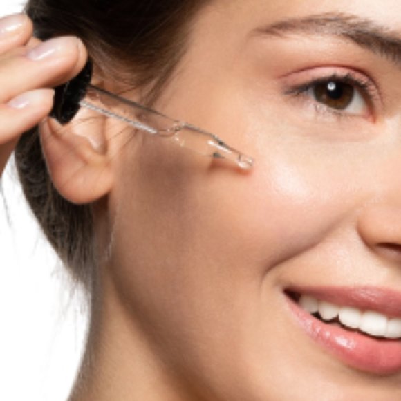 CLARA'S NEW YORK Stimulating Retinol Facial Serum 30ml - Picture 6 of 6